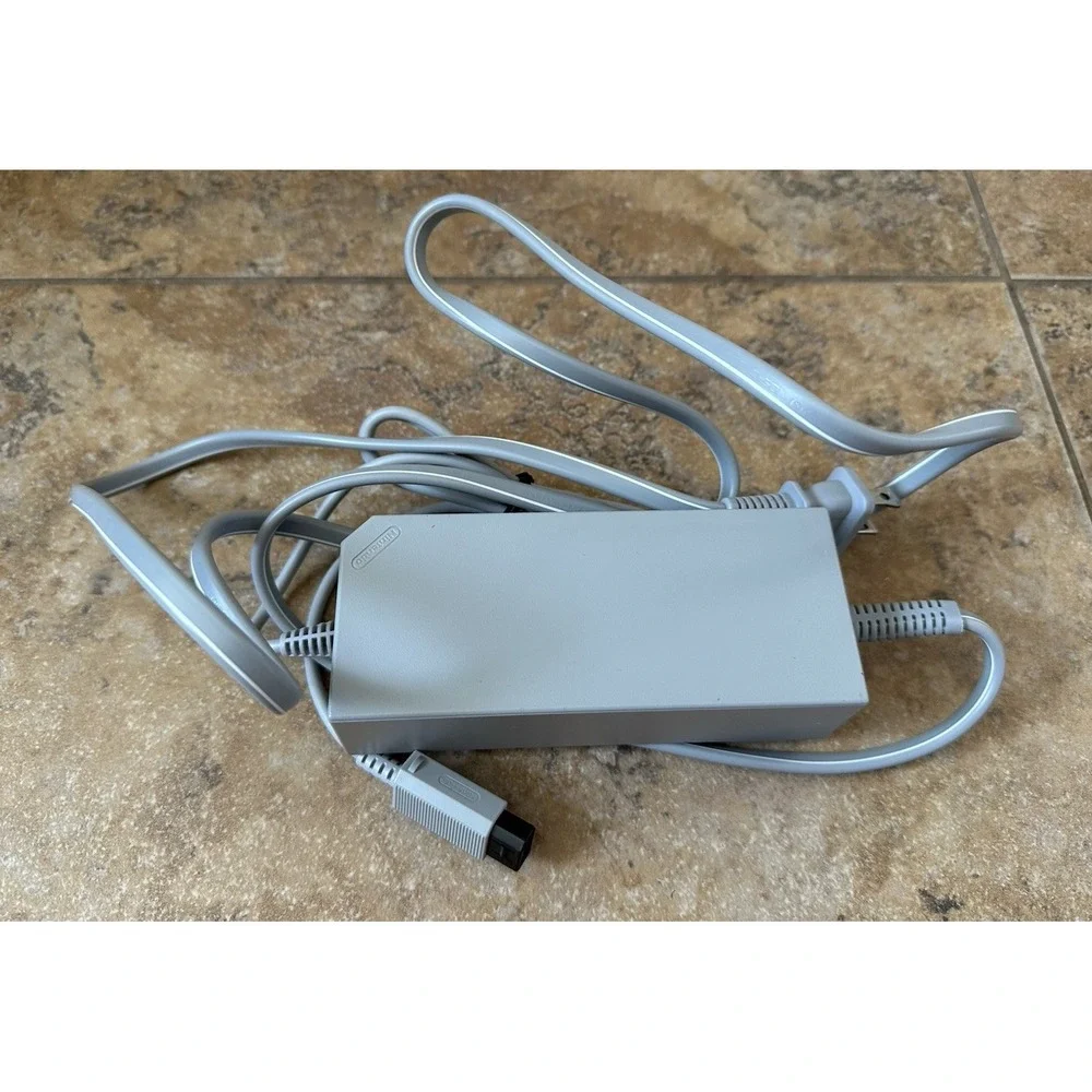 Nintendo Wii accessories RVL-014 Sen Bar, RVL-009 AV Cables,RVL-022 AC Adapter